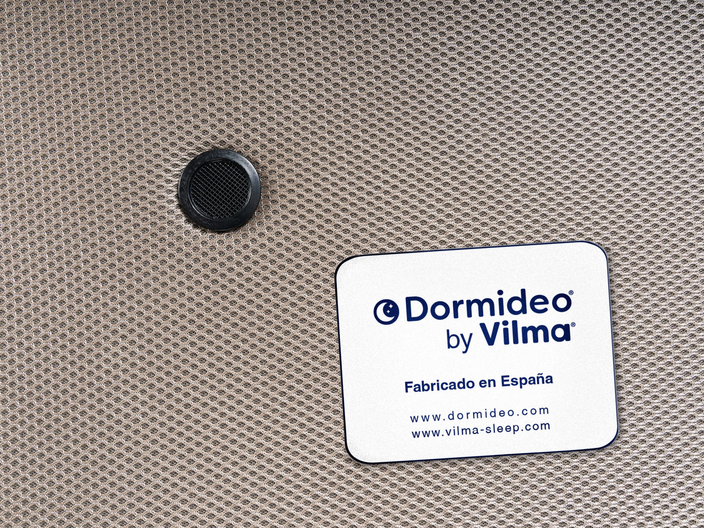 Base Tapizada Partida 3D Beige | Dormideo